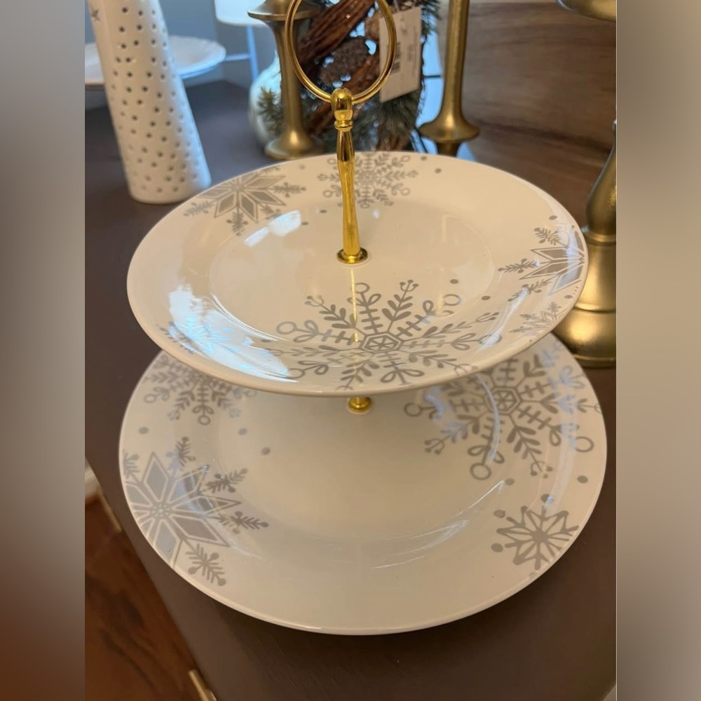 Tiered Holiday Serving Dish